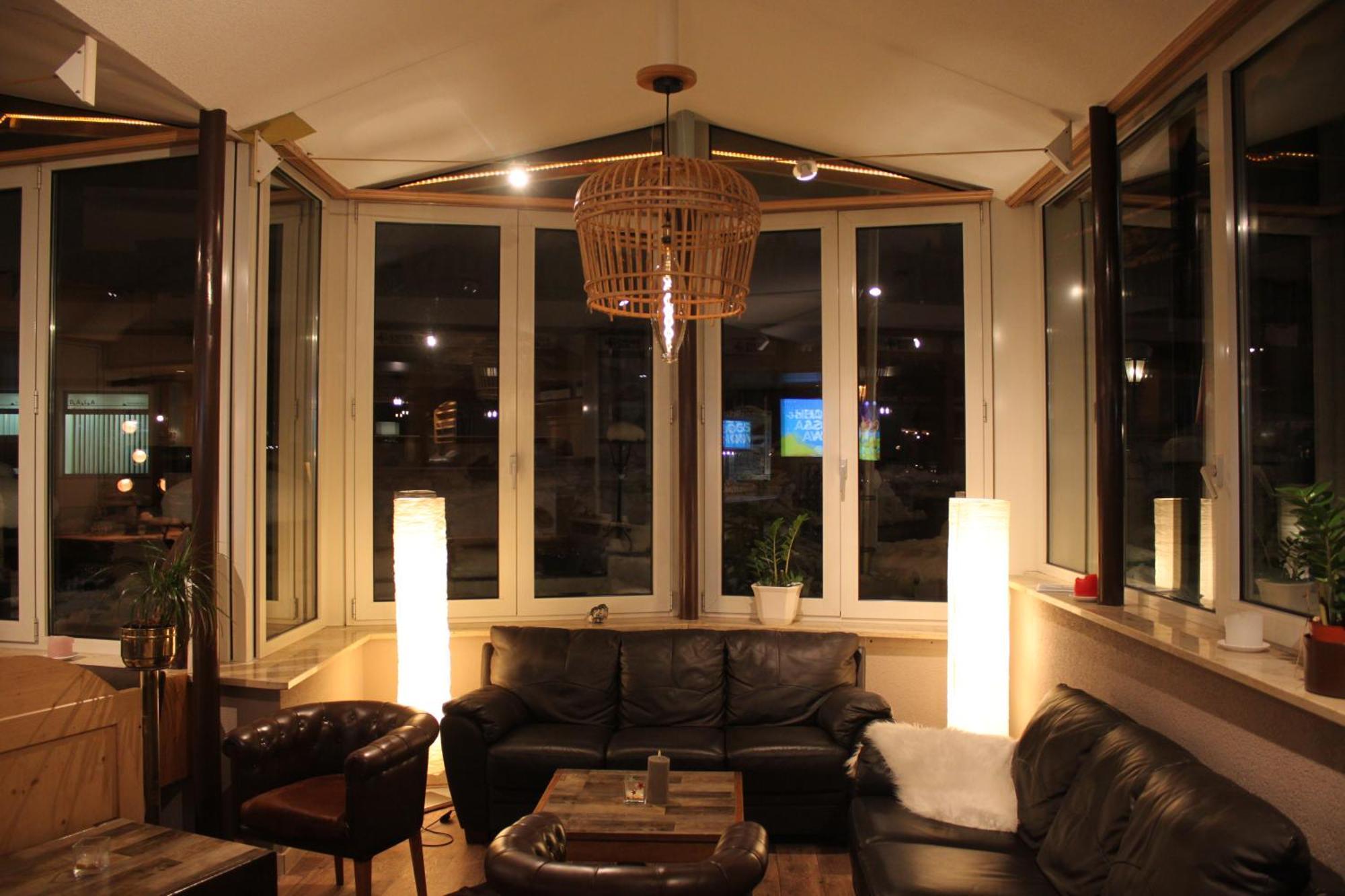 Grichting & Serviced Hotel 3*